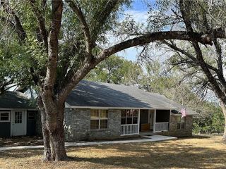 Foreclosed Home - 200 RIVER TRL, 78155