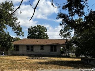 Foreclosed Home - 1201 N HAMILTON ST, 78207