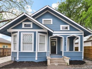 Foreclosed Home - 1723 N OLIVE ST, 78208