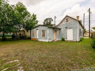 Foreclosed Home - 2204 S PRESA ST, 78210