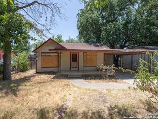 Foreclosed Home - 1418 ESSEX ST, 78210