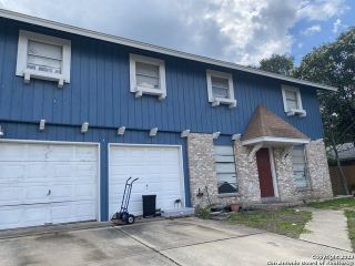 Foreclosed Home - 202 E SILVER SANDS DR, 78216