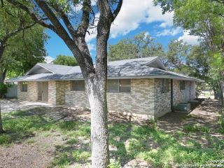 Foreclosed Home - 122 E SILVER SANDS DR, 78216