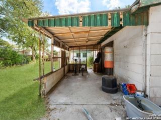 Foreclosed Home - 853 HOLMGREEN RD, 78220