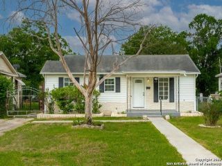 Foreclosed Home - 2010 TEXAS AVE, 78228