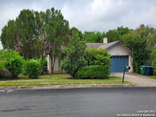 Foreclosed Home - 13703 DREAMWOOD DR, 78233
