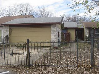 Foreclosed Home - 7839 SAREPTO, 78239