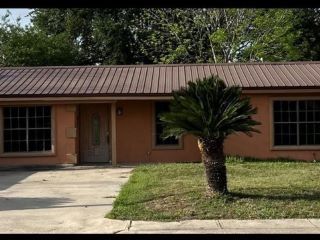 Foreclosed Home - List 100849075