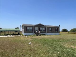Foreclosed Home - 142 COUNTY ROAD 3391, 78332