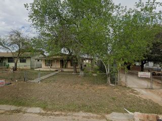 Foreclosed Home - 506 E GRUY ST, 78361