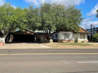 Foreclosed Home - 411 S SMITH AVE, 78361
