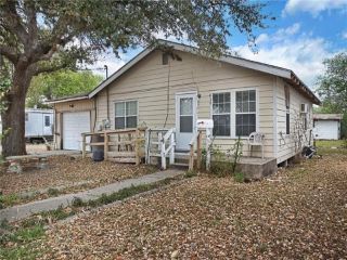 Foreclosed Home - 613 N DUVAL ST, 78368