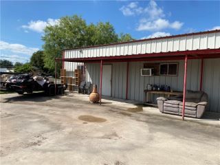 Foreclosed Home - 906 S STATE HIGHWAY 359, 78368