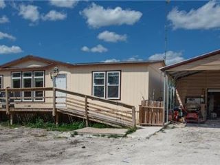 Foreclosed Home - 255 COUNTY ROAD 3052, 78372