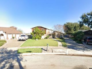 Foreclosed Home - 413 SAN SABA DR, 78374