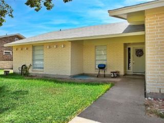 Foreclosed Home - 1506 MEMORIAL PKWY, 78374