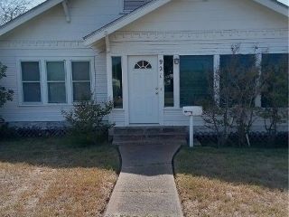 Foreclosed Home - 921 DENVER ST, 78374