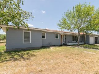 Foreclosed Home - 605 W FANNIN ST, 78377