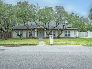 Foreclosed Home - 102 MARION DR, 78382