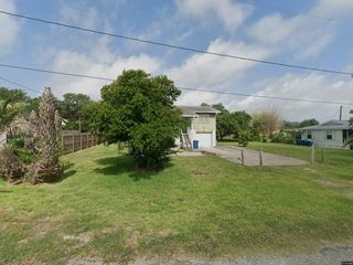 Foreclosed Home - 1105 N ALLEN ST, 78382