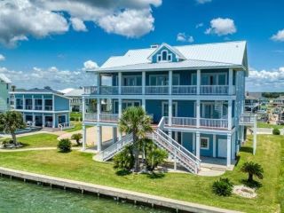 Foreclosed Home - 405 OCEAN DR, 78382
