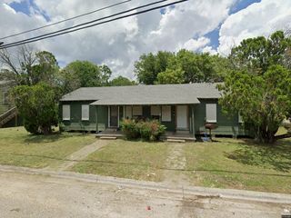 Foreclosed Home - 626 GREGORY ST, 78390