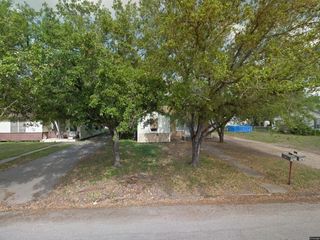Foreclosed Home - 421 TUTT AVE, 78390