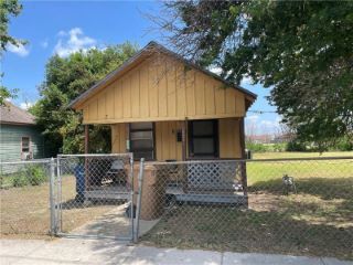 Foreclosed Home - 1510 LIPAN ST, 78401