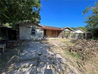Foreclosed Home - 3158 BUDDY LAWRENCE DR, 78408