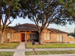 Foreclosed Home - 4105 WOOD RIVER DR, 78410