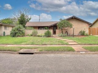 Foreclosed Home - 450 PENNINGTON DR, 78412