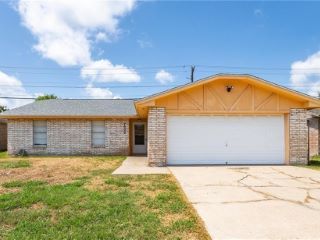 Foreclosed Home - 7009 EDGEBROOK DR, 78413