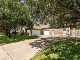 Foreclosed Home - 8145 MARSEILLE DR, 78414