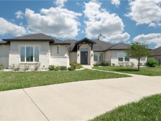 Foreclosed Home - 8642 KING RANCH DR, 78414