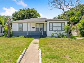 Foreclosed Home - 4447 NAPLES ST, 78415