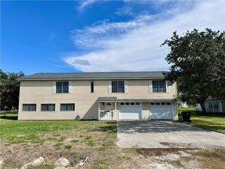 Foreclosed Home - 3809 SWEET BAY DR, 78418