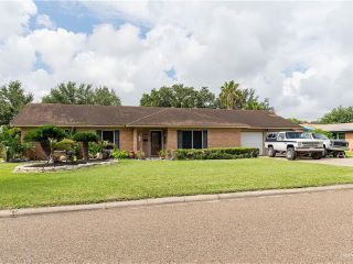 Foreclosed Home - 918 FAIRWAY DR, 78539