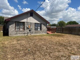 Foreclosed Home - 110 E 9TH ST, 78566