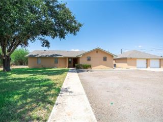 Foreclosed Home - 3365 N BENTSEN PALM DR, 78574