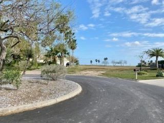 Foreclosed Home - 10 LAGUNA MADRE DR, 78578