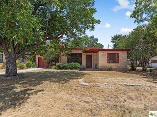Foreclosed Home - 812 PECAN ST, 78606