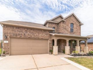 Foreclosed Home - 126 FLAGSTONE TRL, 78610
