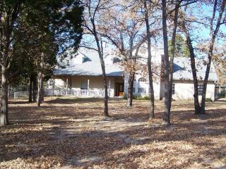 Foreclosed Home - 106 EVERGREEN ST, 78621