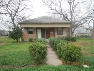 Foreclosed Home - 1017 N COLLEGE ST, 78629
