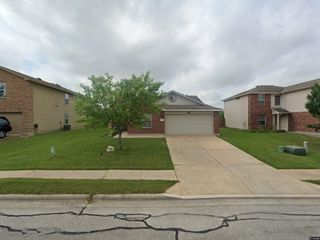 Foreclosed Home - 325 ALMQUIST ST, 78634