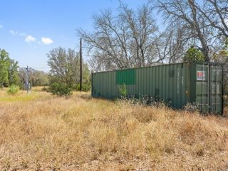 Foreclosed Home - 7994 E US HIGHWAY 290, 78636