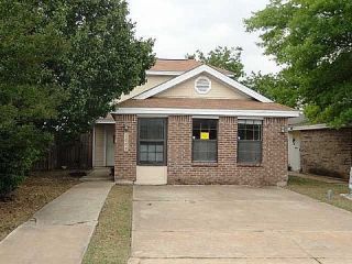 Foreclosed Home - 1009 EAGLES WAY, 78641