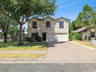 Foreclosed Home - 2511 JACQUELINE DR, 78641