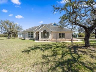 Foreclosed Home - 136 N SHOWHORSE DR, 78642
