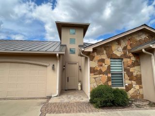 Foreclosed Home - 129 HI VLY UNIT B, 78657